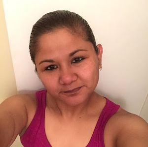 Meet your Posher, Leonor